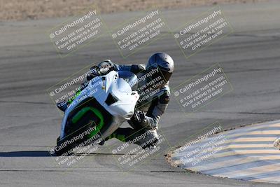 media/Jan-08-2022-SoCal Trackdays (Sat) [[1ec2777125]]/Turn 10 (2pm)/